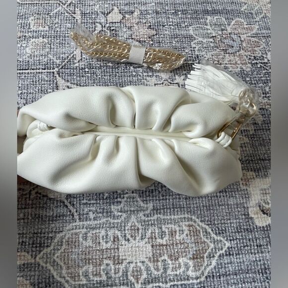 NWT Understated Leather crescent clutch with gold tone chain strap - Picture 7 of 7